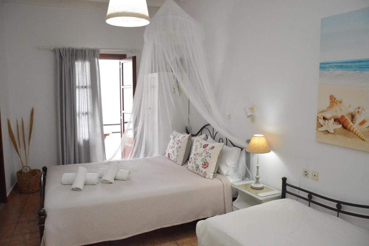 Stefanos Katsaros Apartment *